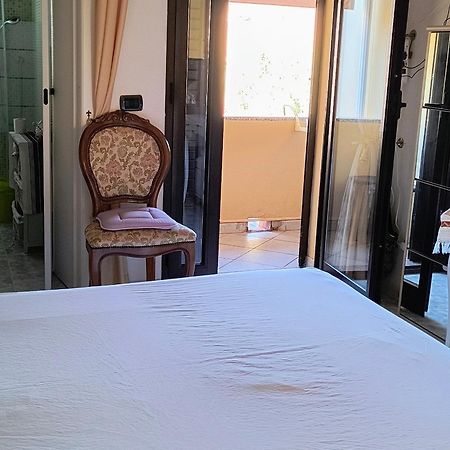 B&B Is Pranus A Mari Casa Privata Solanas  Exterior photo